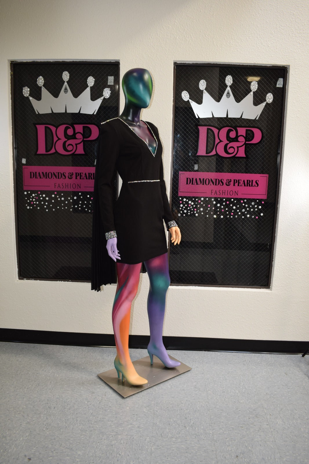 Black Crystal-Trimmed Couture Mini Dress – Limited Edition from the Dallas Fashion Week Collection